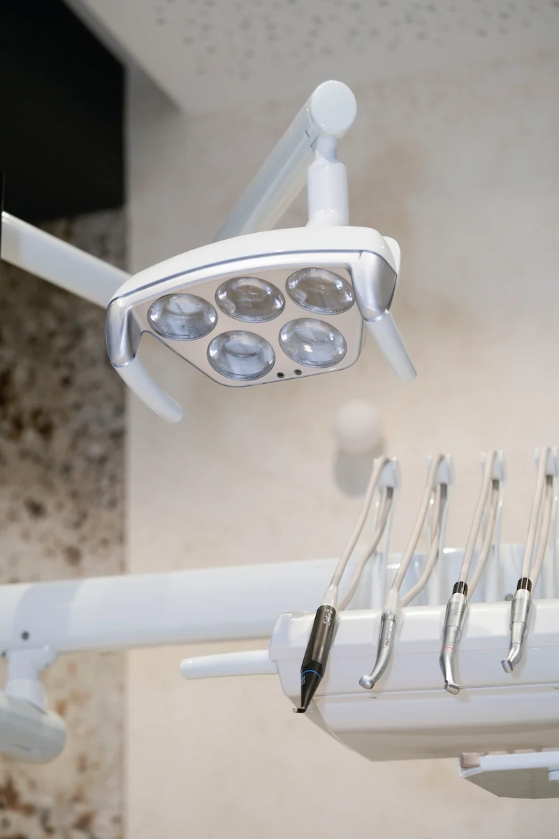 The dental light and instruments in a DC360 treatment room